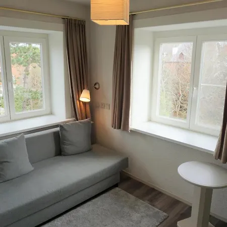 Hotel Bon Accueil 2*