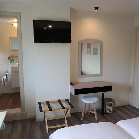 Bon Accueil Hotel 2*