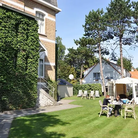 Hotel Bon Accueil 2*